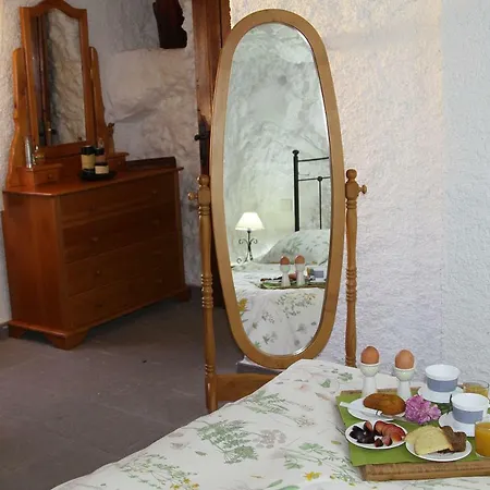 Casa-cueva Alta Casa de Campo
